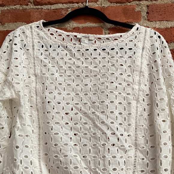 COPY - Forever 21 crop top - Picture 3 of 6